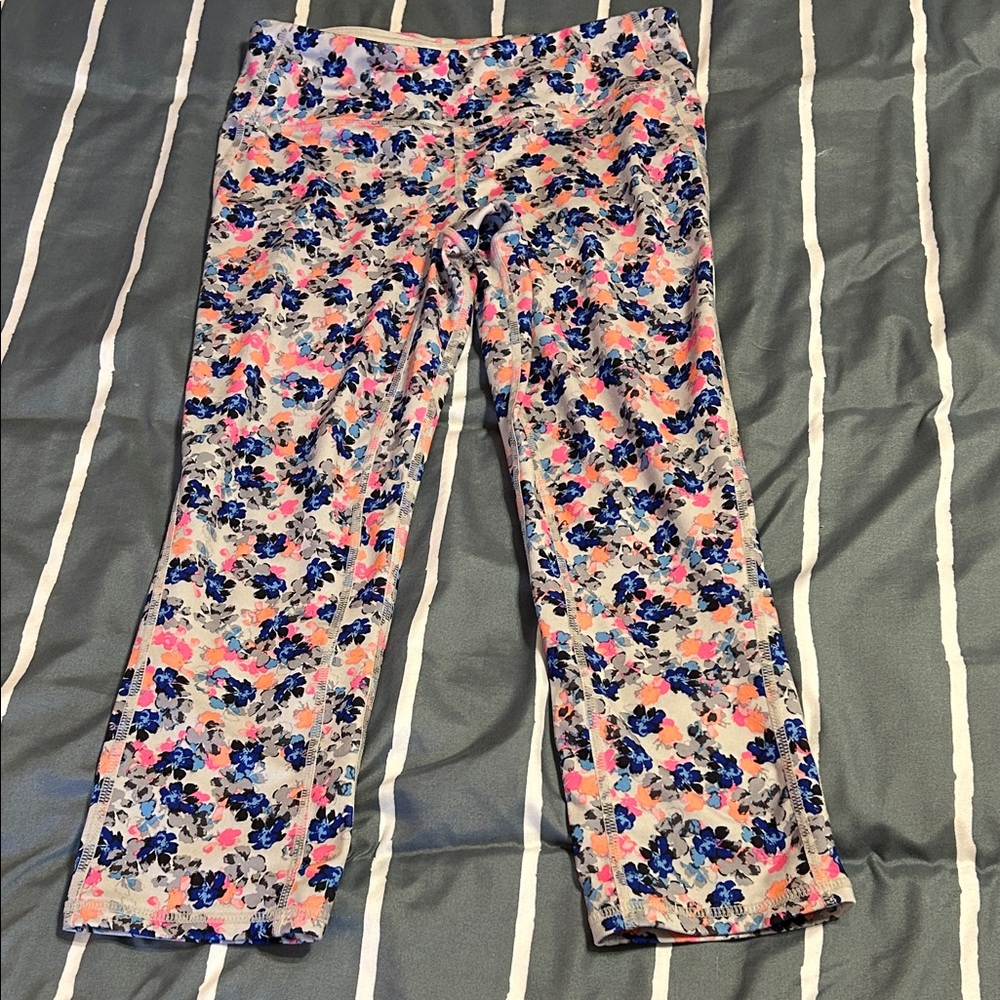 GAPFit Floral Leggings - Pink, Blue, and Gray